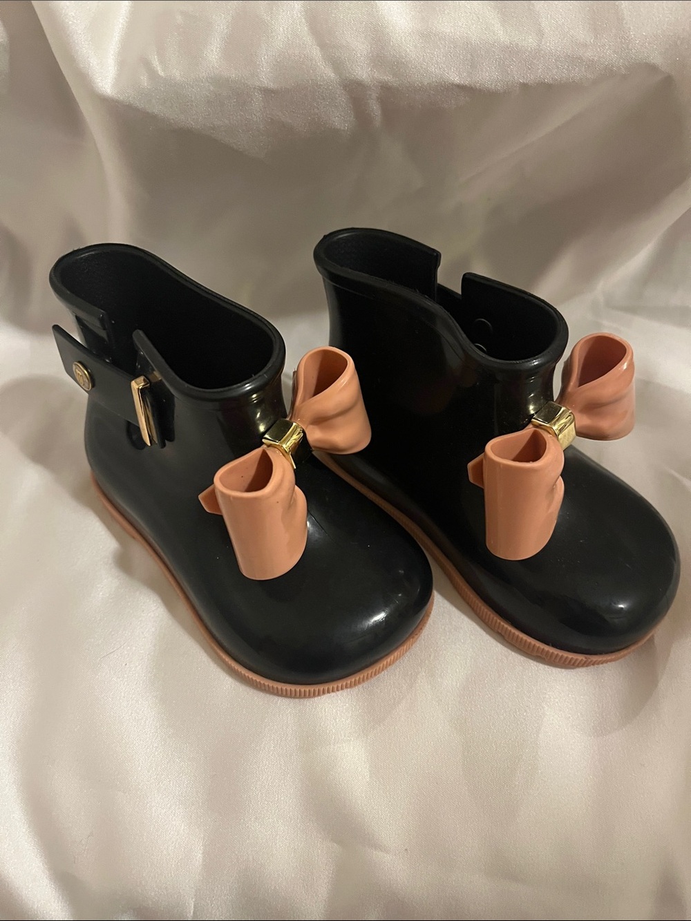 Kids Black Rain Booties with Pink Bow Accent by Mini Melissa